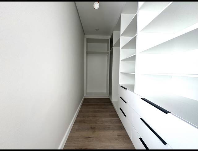 4 BEDROOM FREESTANDING FOR SALE IN SANDOWN